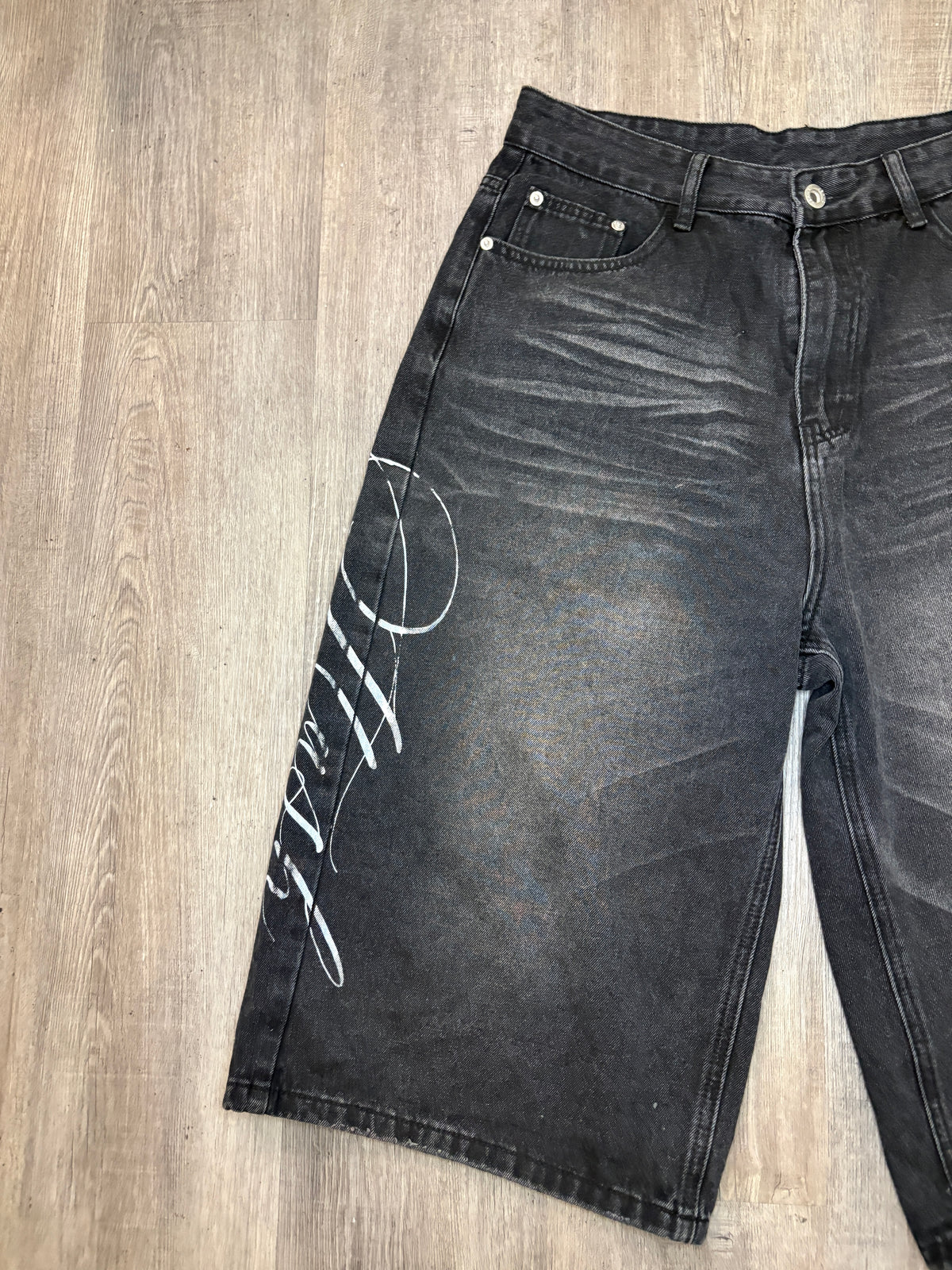 Line Jorts (Size 32)