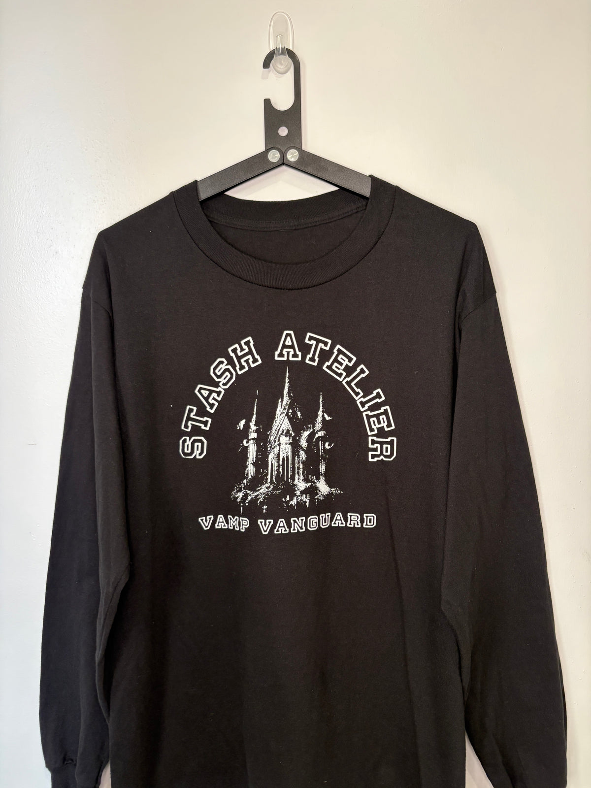 Vamp Longsleeve (Size medium)
