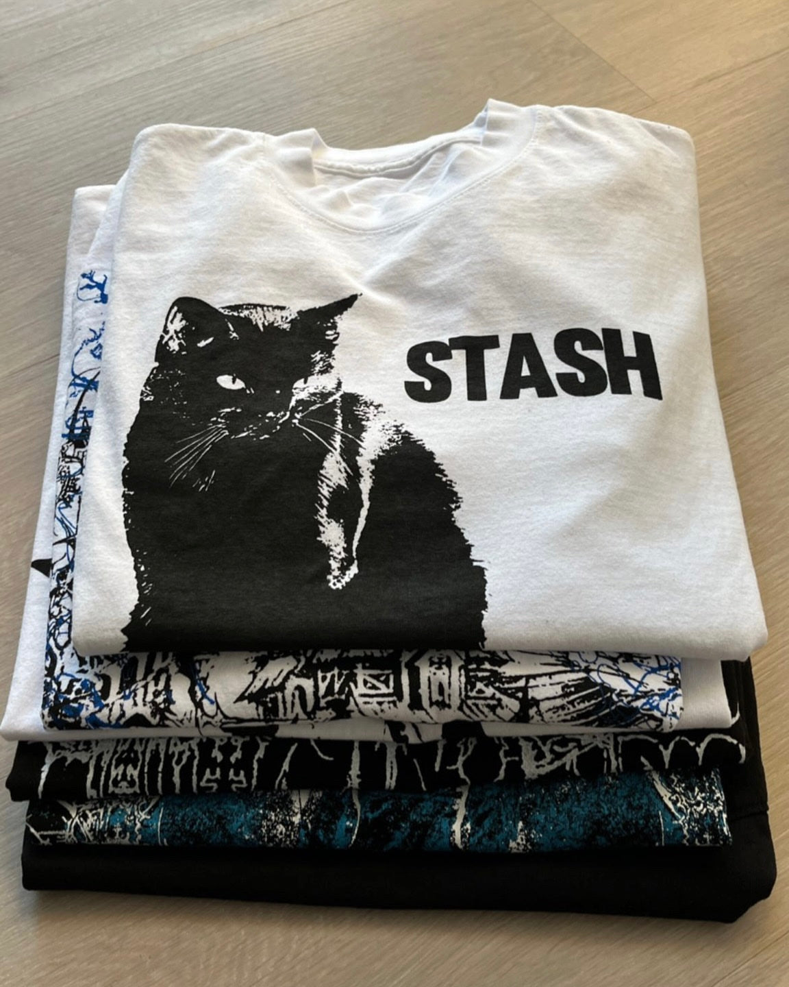 MYSTERY BOX